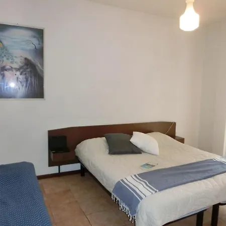 Apartment Delightful Two-room Flat Next To The *
